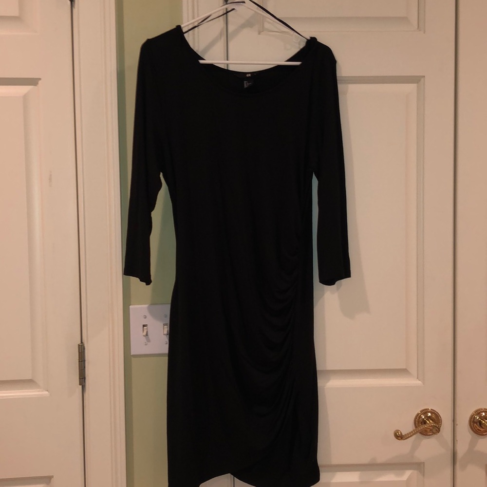 BLACK MIDI DRESS